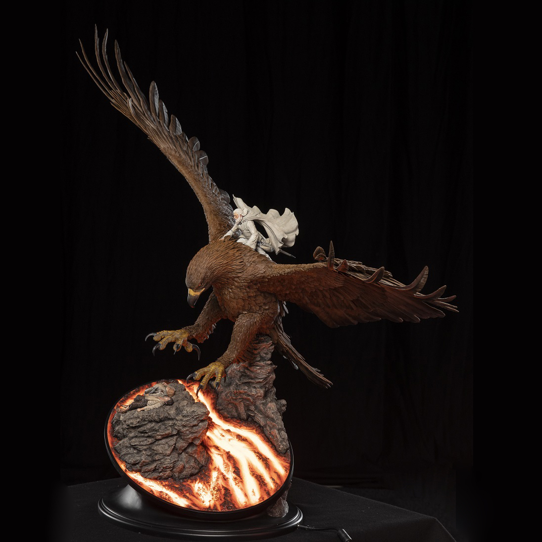 Polyresin Eagle Premium Statue - Wildlife Collectible Figurine
